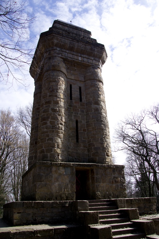 ビスマルク塔　1901年に建てられた　週末は見学可能